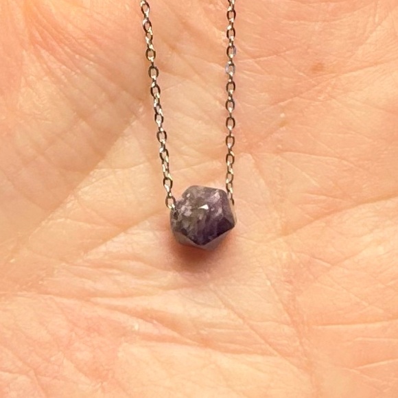 Faceted Amethyst Crystal Necklace Natural Healing Gemstone - Picture 2 of 6